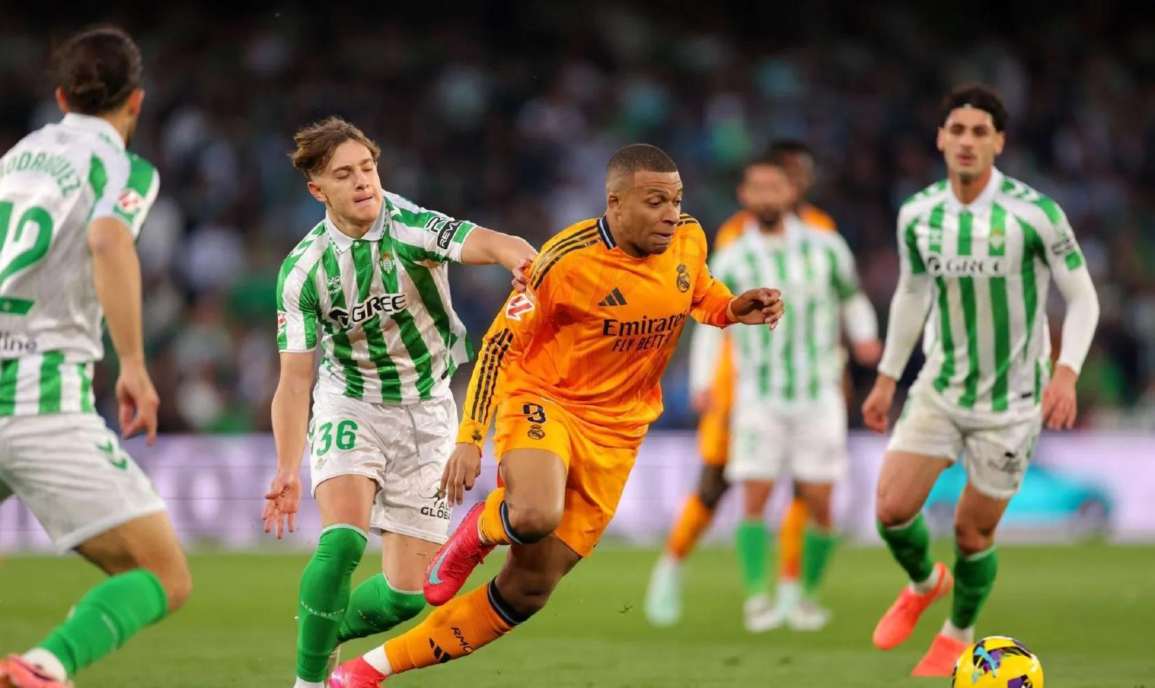 开云体育登录入口塞维利亚迎西甲关键赛，今晨篮板制胜，气氛紧张，团队化学反应显著的简单介绍