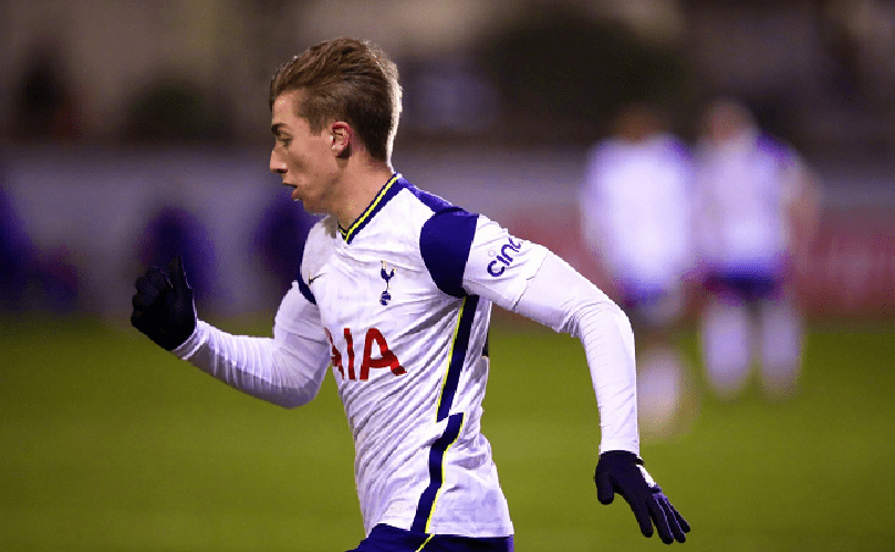 开云体育在线注册集结日布莱顿官宣签约：意甲节点到来，赛场秩序良好，赛程密集仍需轮换的简单介绍