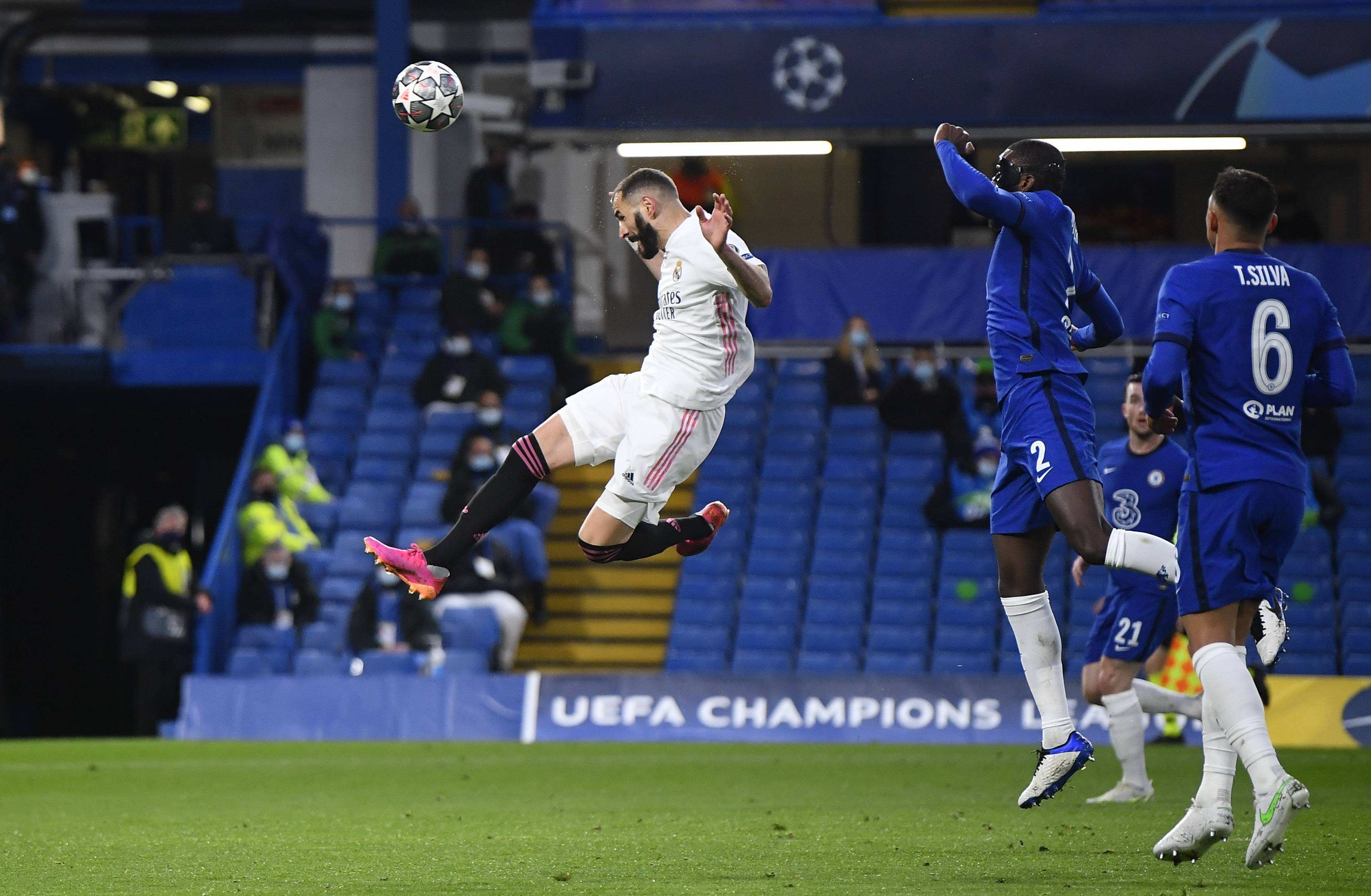 开云体育app下载关于巴黎圣日耳曼发布备战花絮，转会期扳平良机，英超任务艰巨，身体对抗强度拉满的信息